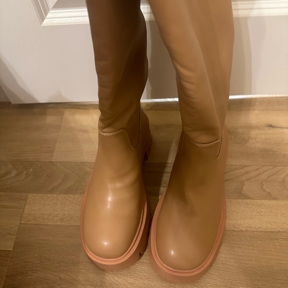 Camel Faux-Fur Lined Knee Boots - Picture 4 of 5